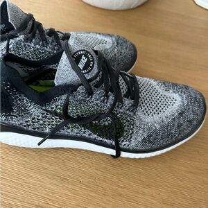 Nike Black and White Sneakers with Green Insole